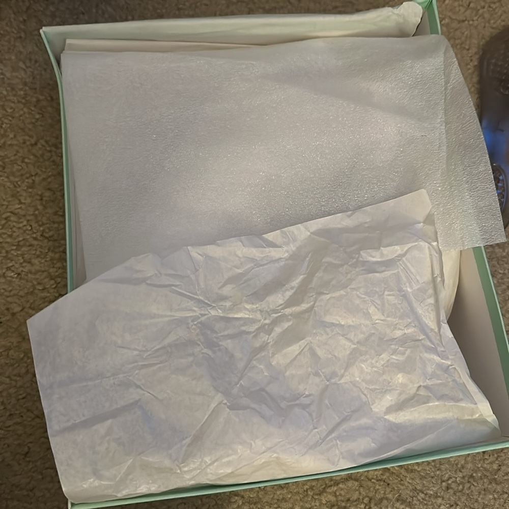 Aquazzura PARISIENNE BOW SUEDE PUMPS - Picture 10 of 15